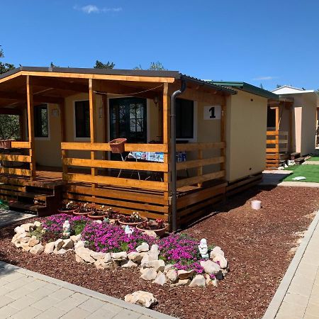 Kamp Karla & Bruno Hotel Sveti Filip i Jakov Kültér fotó
