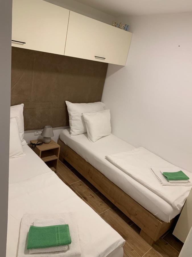 Kamp Karla & Bruno Hotel Sveti Filip i Jakov Kültér fotó