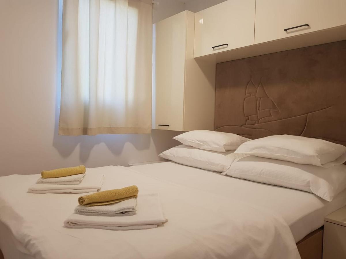 Kamp Karla & Bruno Hotel Sveti Filip i Jakov Kültér fotó
