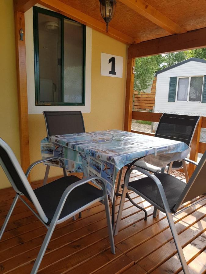 Kamp Karla & Bruno Hotel Sveti Filip i Jakov Kültér fotó