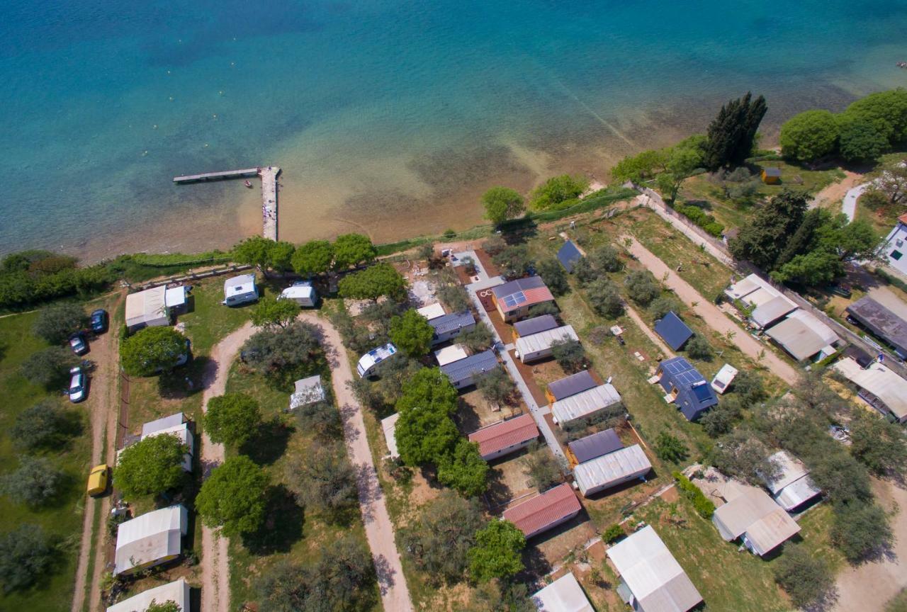 Kamp Karla & Bruno Hotel Sveti Filip i Jakov Kültér fotó
